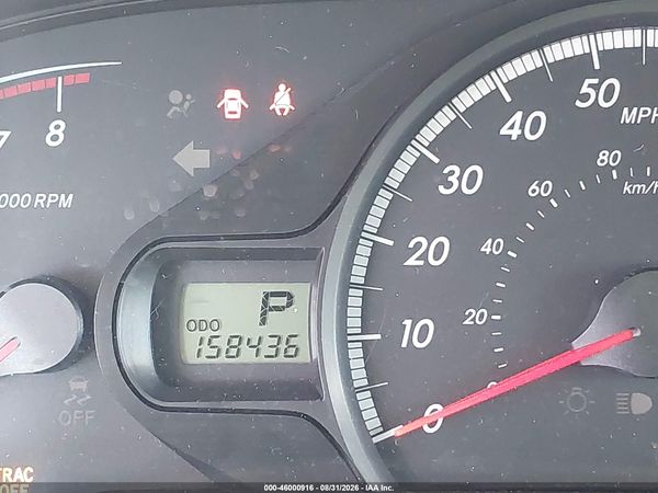 2013 TOYOTA SIENNA LE V6 8 PASSENGER — I118