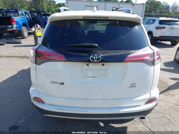 2017 TOYOTA RAV4 SE