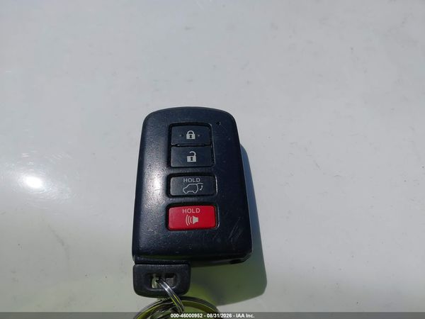 2017 TOYOTA RAV4 SE