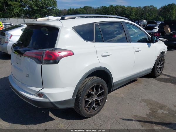 2017 TOYOTA RAV4 SE