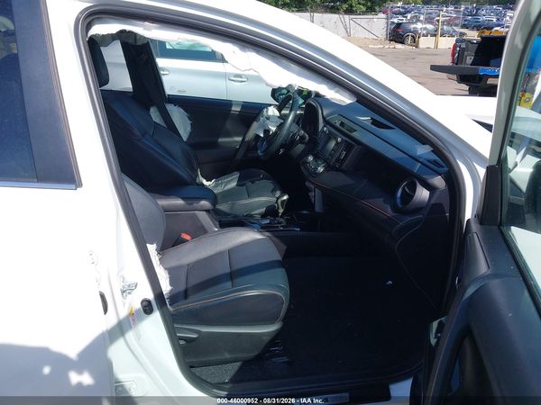 2017 TOYOTA RAV4 SE