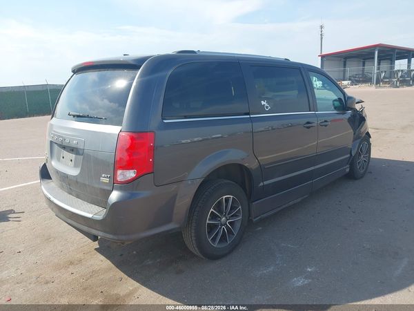 2017 DODGE GRAND CARAVAN SXT — I4