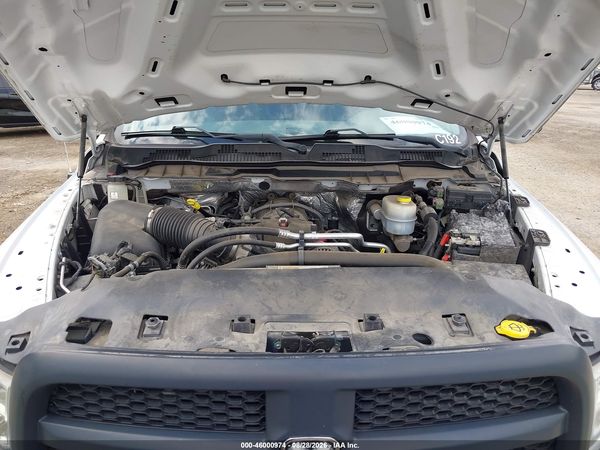 2016 RAM 3500 CHASSIS TRADESMAN/SLT