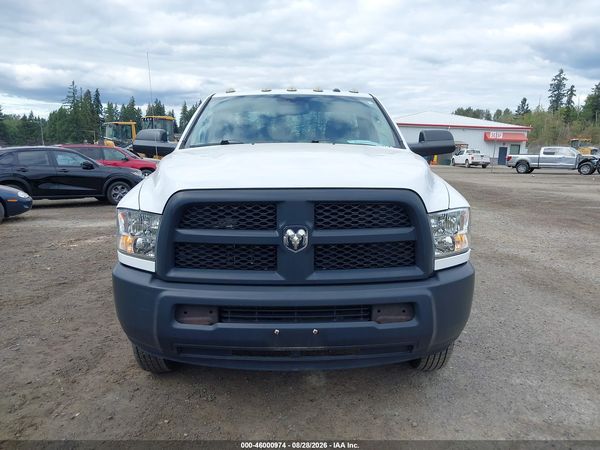 2016 RAM 3500 CHASSIS TRADESMAN/SLT