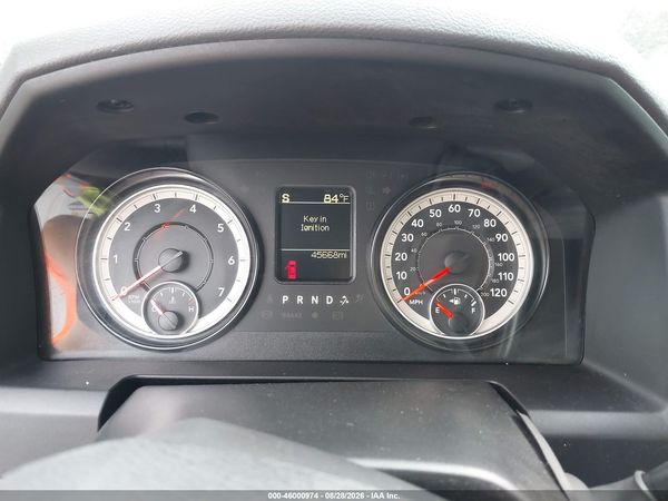 2016 RAM 3500 CHASSIS TRADESMAN/SLT