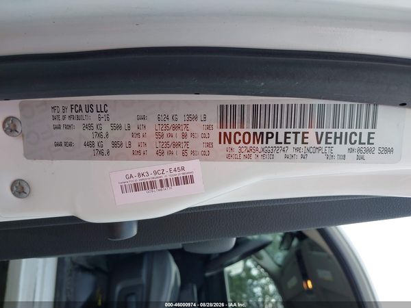 2016 RAM 3500 CHASSIS TRADESMAN/SLT