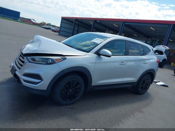 2017 HYUNDAI TUCSON SE — I117