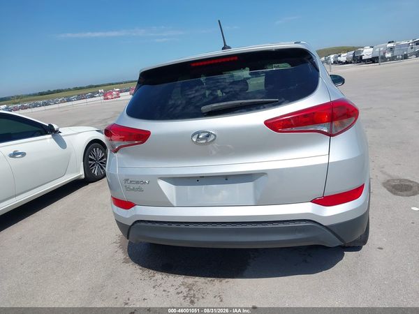 2017 HYUNDAI TUCSON SE — I119