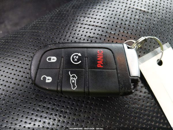2016 JEEP GRAND CHEROKEE LIMITED — I11
