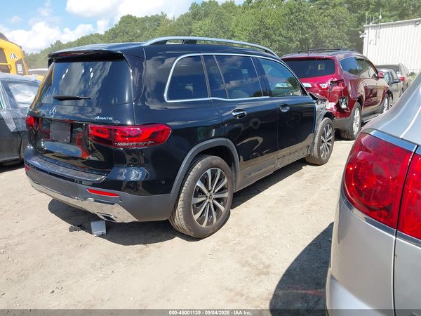 2023 MERCEDES-BENZ GLB 250 4MATIC — I4