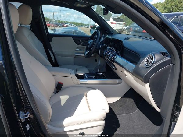 2023 MERCEDES-BENZ GLB 250 4MATIC — I5
