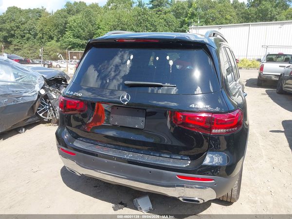 2023 MERCEDES-BENZ GLB 250 4MATIC — I119