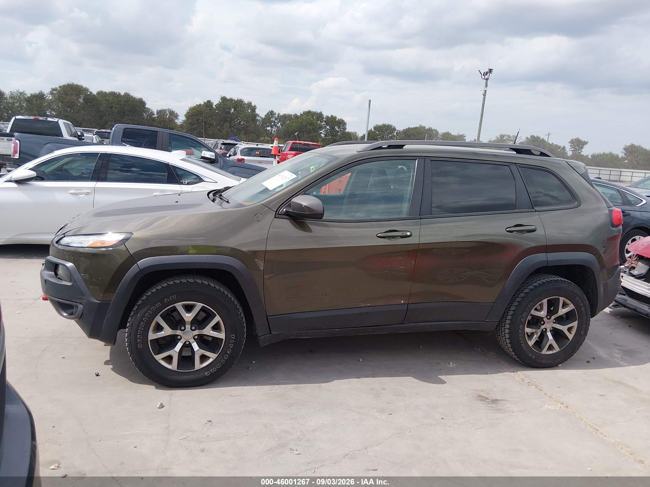 2016 JEEP CHEROKEE TRAILHAWK