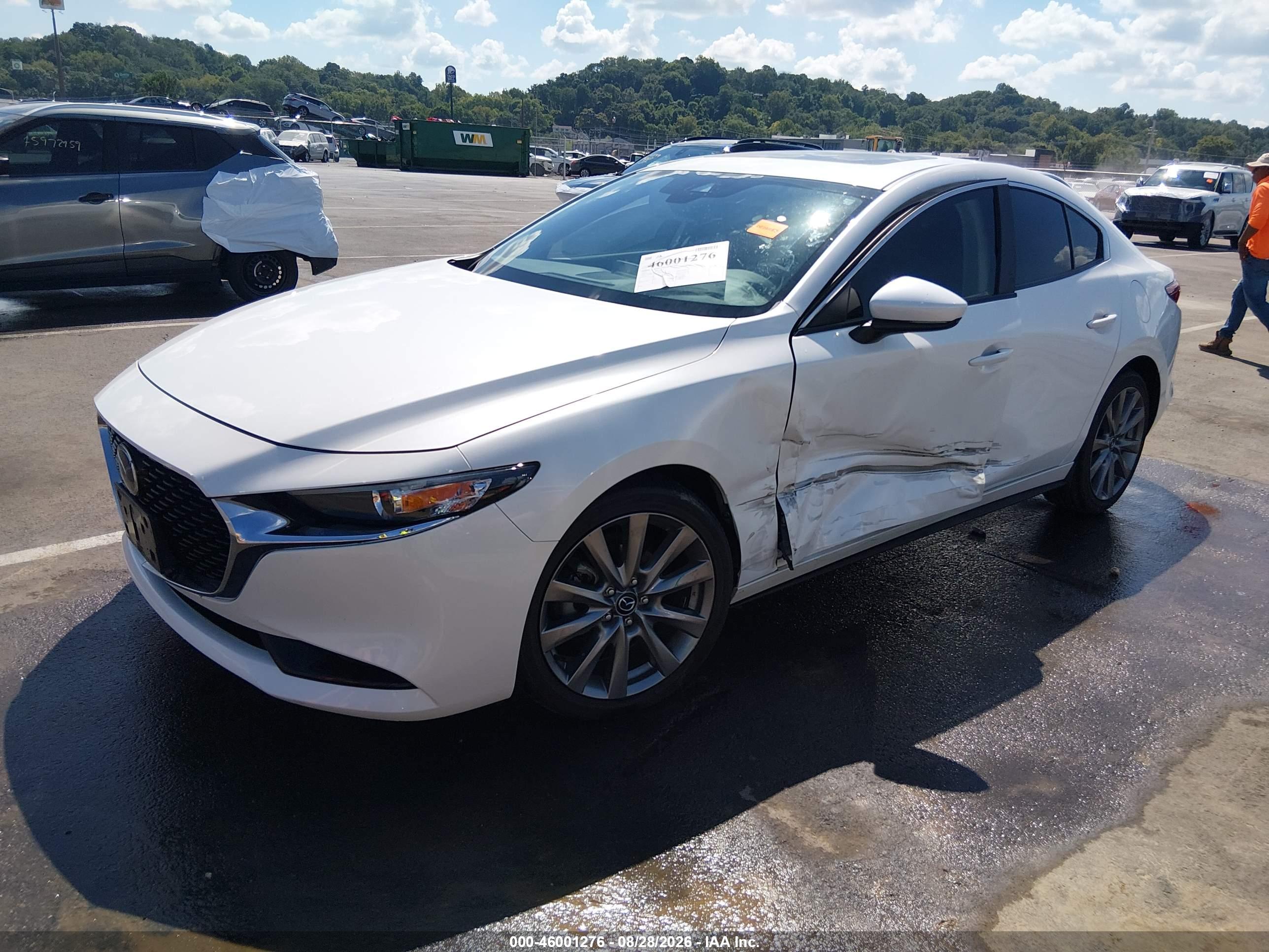 2022 MAZDA MAZDA3 PREFERRED — I2