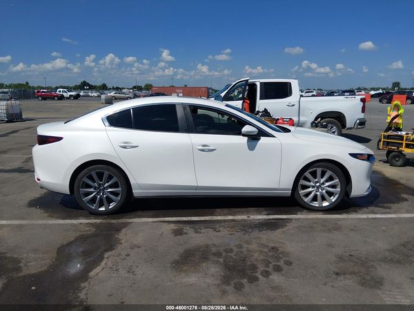 2022 MAZDA MAZDA3 PREFERRED — I116