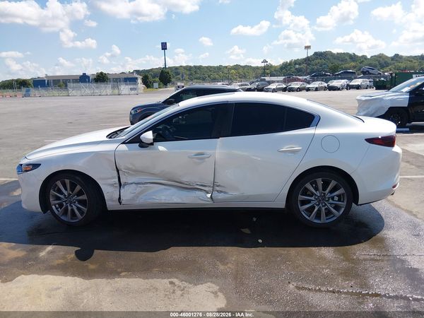 2022 MAZDA MAZDA3 PREFERRED — I117