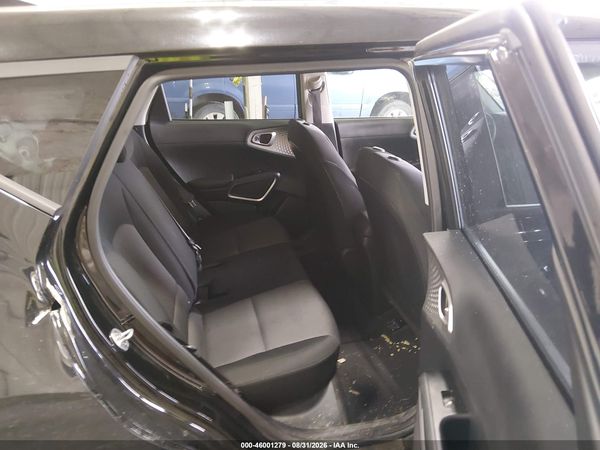 2020 KIA SOUL LX — I8