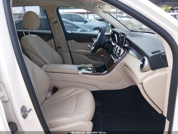 2018 MERCEDES-BENZ GLC 300 GLC300 — I5