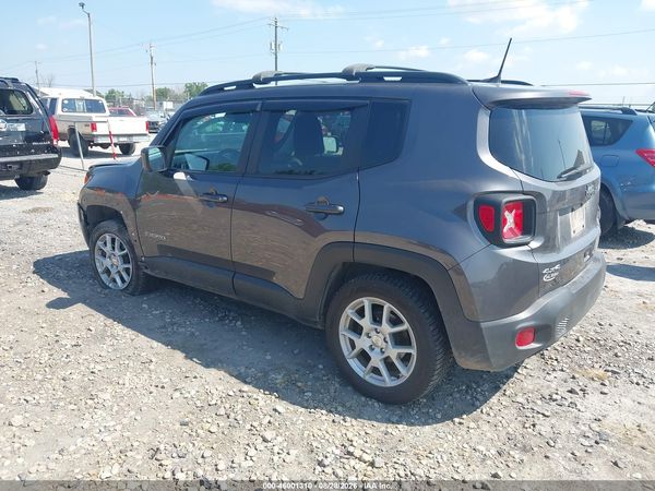 2021 JEEP RENEGADE LATITUDE 4X4 — I3