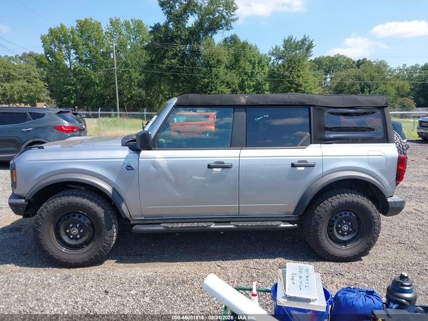 2023 FORD BRONCO BLACK DIAMOND — I117