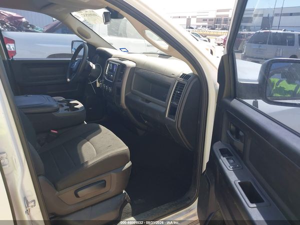 2019 RAM 1500 CLASSIC TRADESMAN  4X2 6'4 BOX — I5