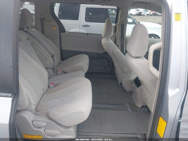2012 TOYOTA SIENNA LE V6 8 PASSENGER