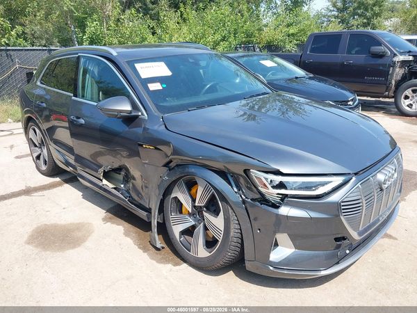 2019 AUDI E-TRON PREMIUM PLUS — I1