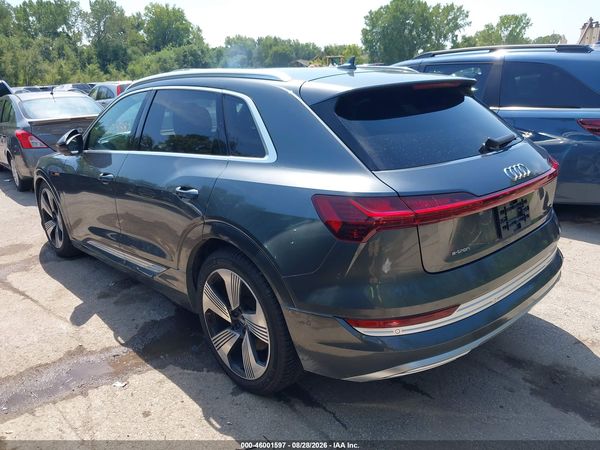 2019 AUDI E-TRON PREMIUM PLUS — I3