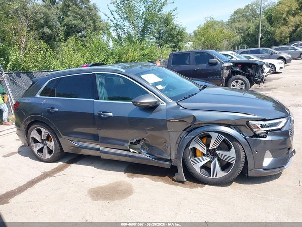 2019 AUDI E-TRON PREMIUM PLUS — I116