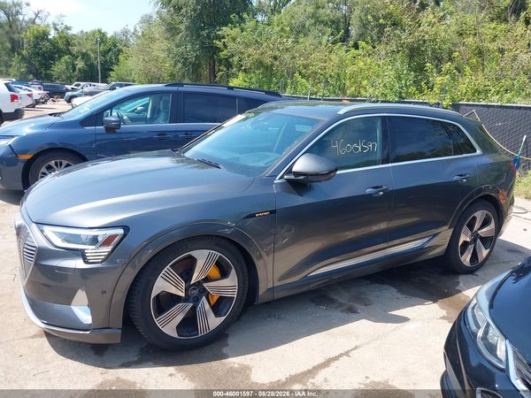 2019 AUDI E-TRON PREMIUM PLUS — I117