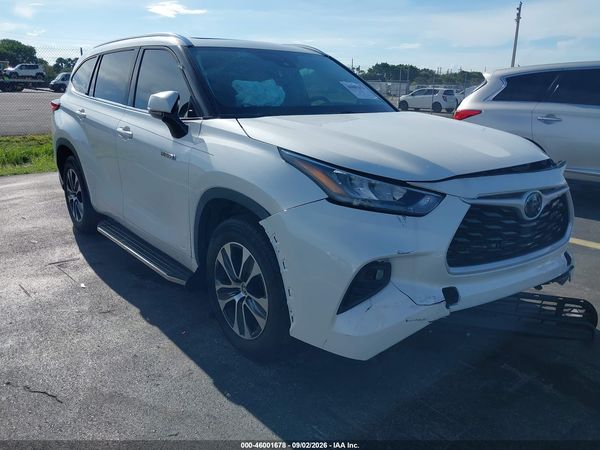 2020 TOYOTA HIGHLANDER HYBRID XLE