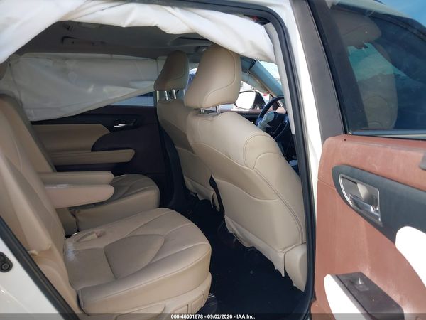 2020 TOYOTA HIGHLANDER HYBRID XLE