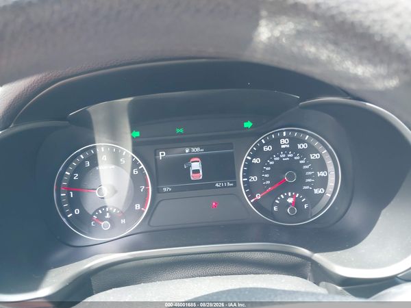 2023 KIA FORTE LXS — I7