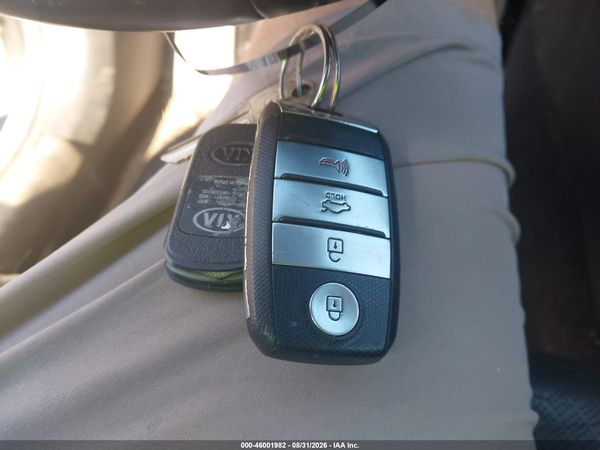 2016 KIA OPTIMA EX — I11