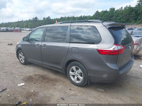 2017 TOYOTA SIENNA LE 8 PASSENGER — I3