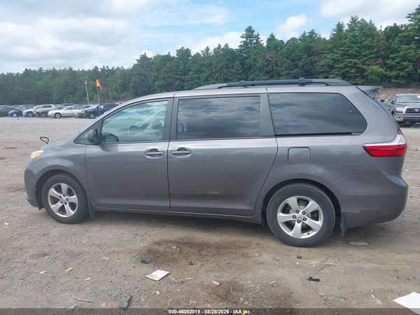 2017 TOYOTA SIENNA LE 8 PASSENGER — I117