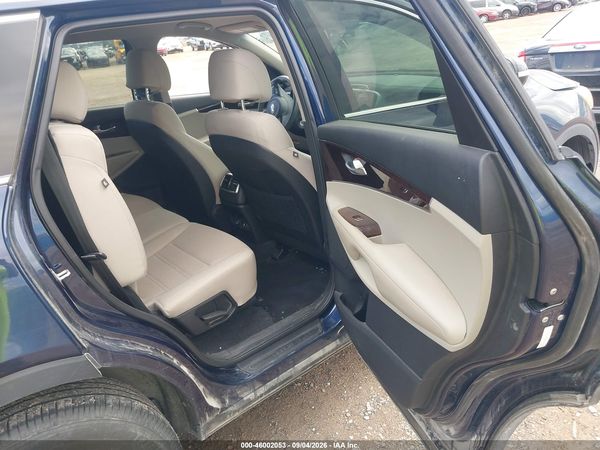 2017 KIA SORENTO 3.3L LX — I8