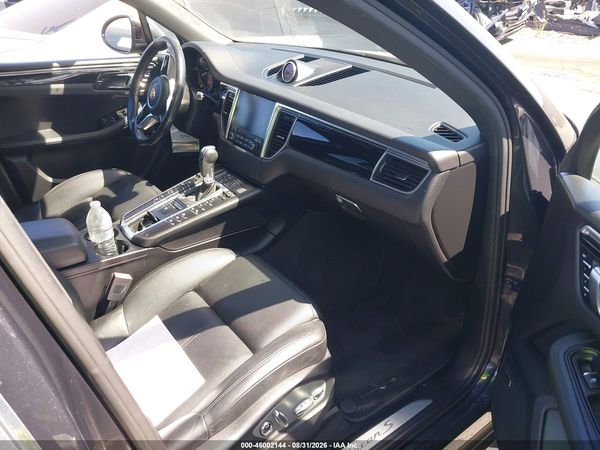 2018 PORSCHE MACAN S — I5