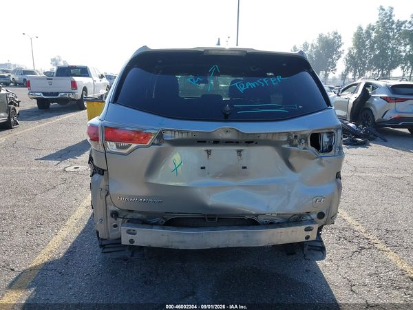 2016 TOYOTA HIGHLANDER LE PLUS V6