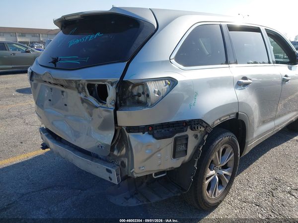 2016 TOYOTA HIGHLANDER LE PLUS V6