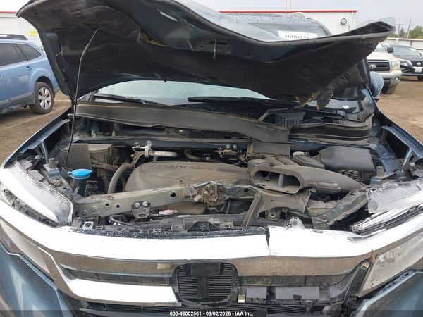 2021 HONDA PILOT AWD TOURING 8 PASSENGER
