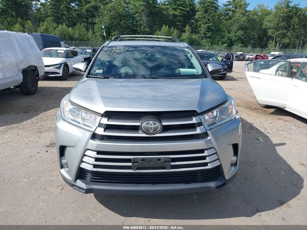 2017 TOYOTA HIGHLANDER XLE