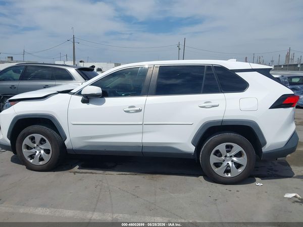 2022 TOYOTA RAV4 LE — I117