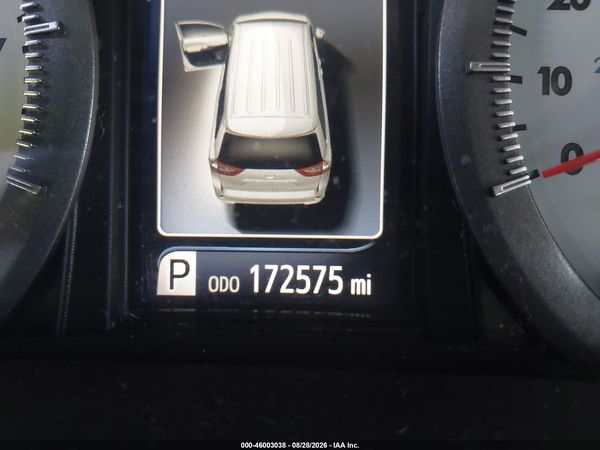 2017 TOYOTA SIENNA SE 8 PASSENGER