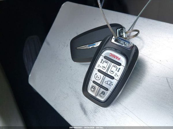 2024 CHRYSLER VOYAGER LX