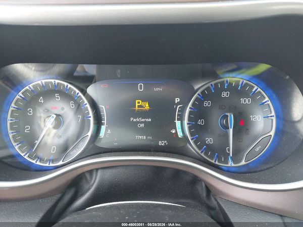 2024 CHRYSLER VOYAGER LX