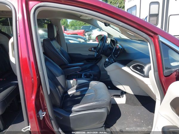 2017 CHRYSLER PACIFICA TOURING-L — I5
