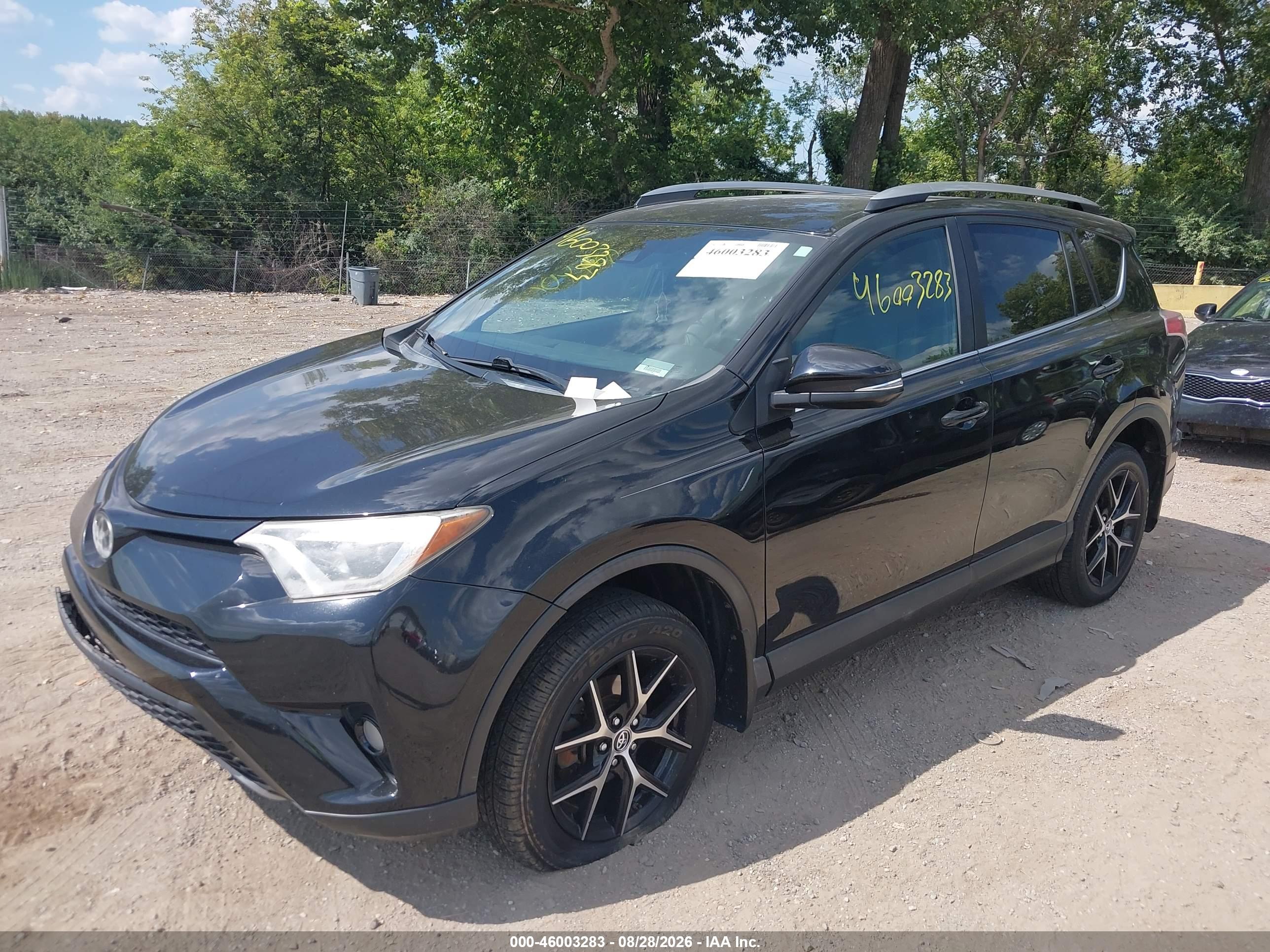 2017 TOYOTA RAV4 SE — I2