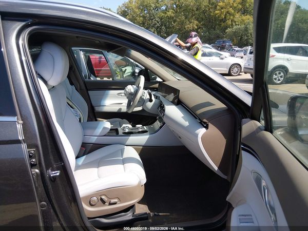2026 GENESIS GV70 2.5T ADVANCED — I5