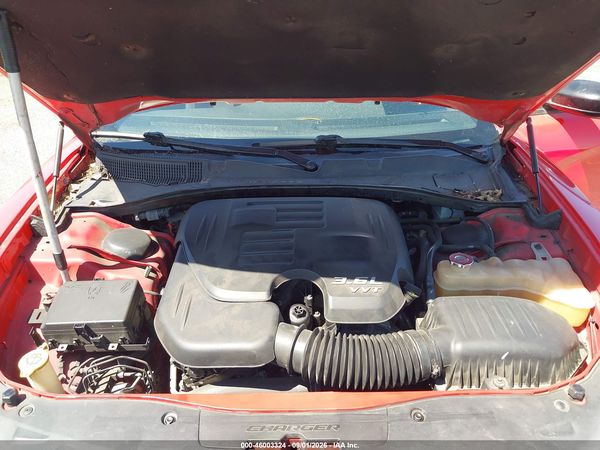 2016 DODGE CHARGER SXT — I10